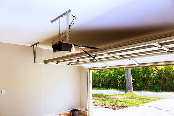 Top rated local Garage Door Roller Replacement specialists in Toledo, OH